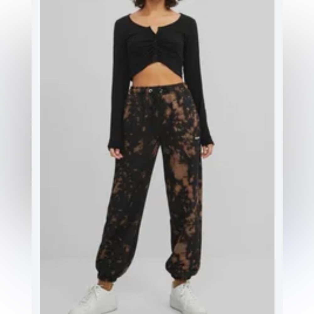 Bershka pantaloni tie dye sweatpants size S